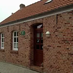 Klaassen- Up Warf * Emden