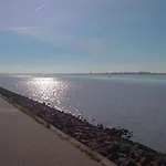 Klaassen- Up Warf * Emden