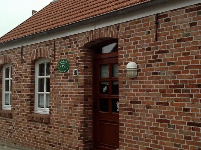 Klaassen- Up Warf * Emden